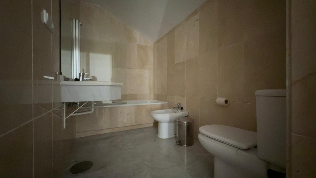 5 Bed Penthouse Duplex in Guadalmina Baja