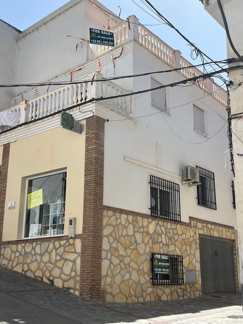 3 Bed Townhouse in Jete