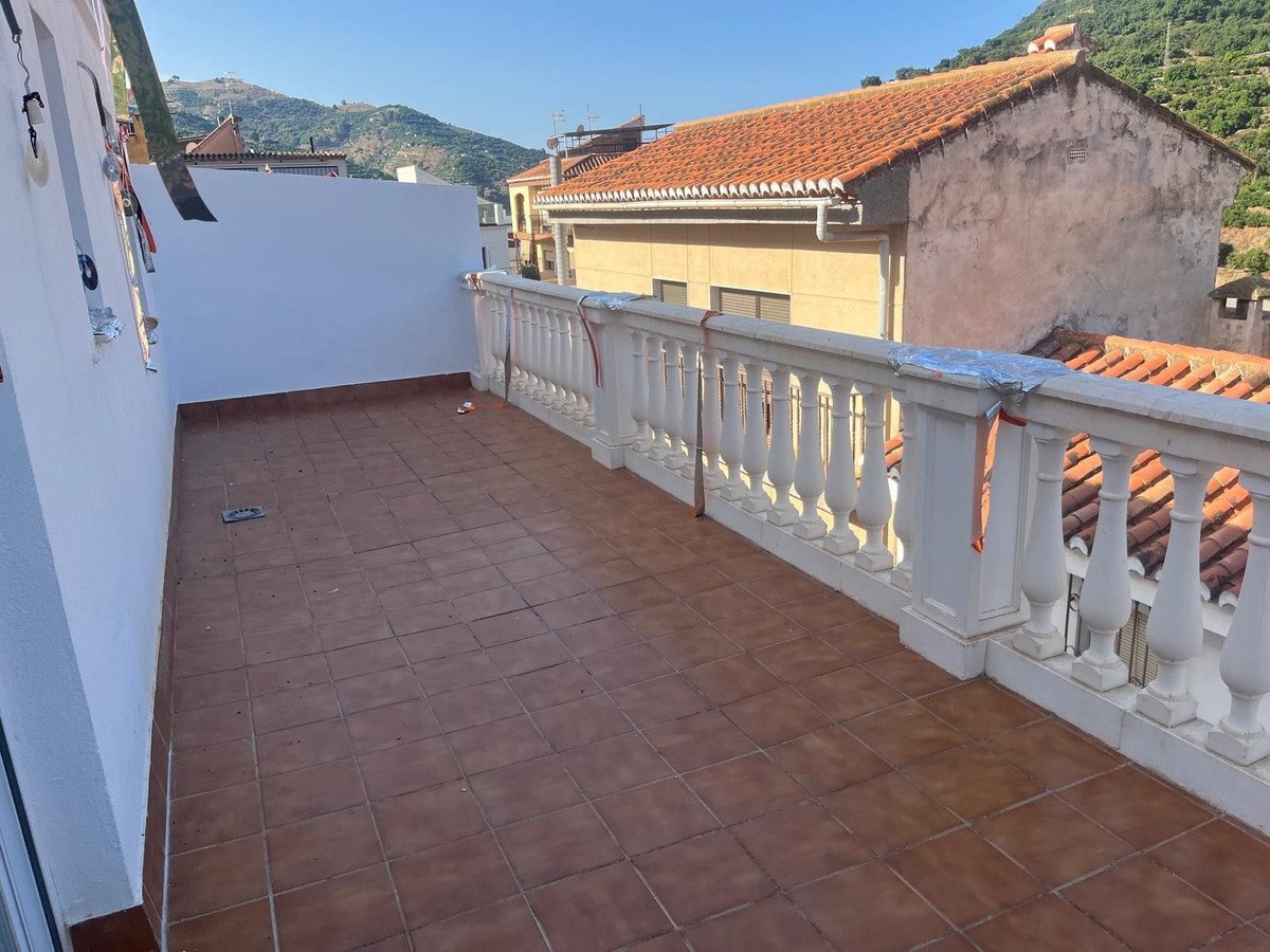 3 Bed Townhouse in Jete
