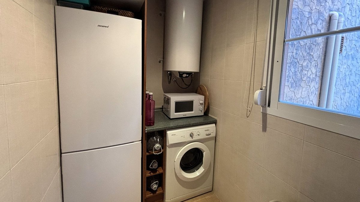 2 Bed Middle Floor Apartment in Riviera del Sol