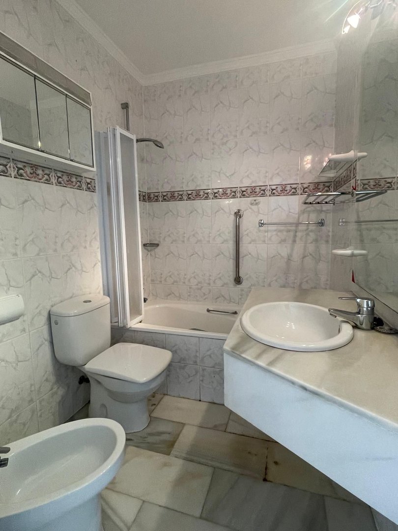 2 Bed Ground Floor Apartment in Calahonda