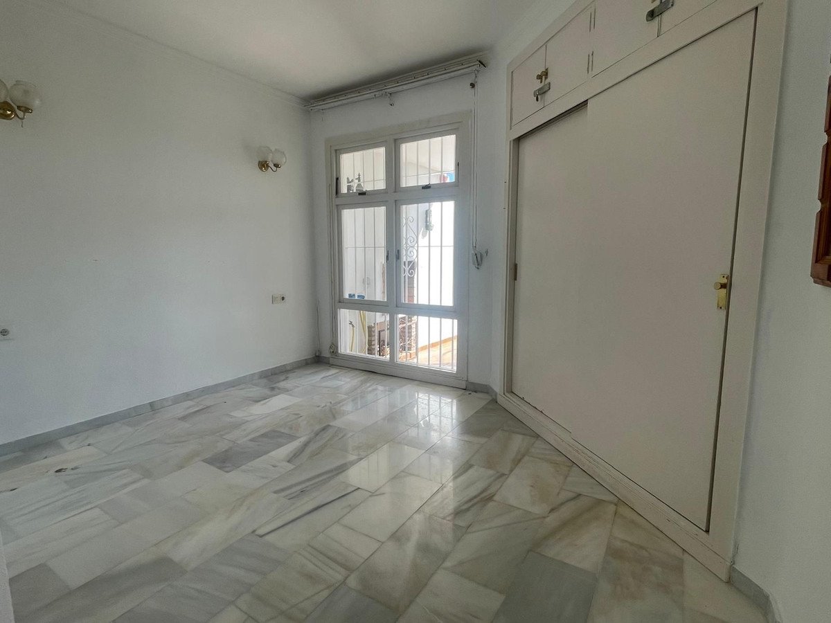 2 Bed Ground Floor Apartment in Calahonda