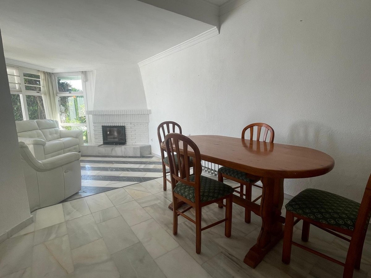 2 Bed Ground Floor Apartment in Calahonda