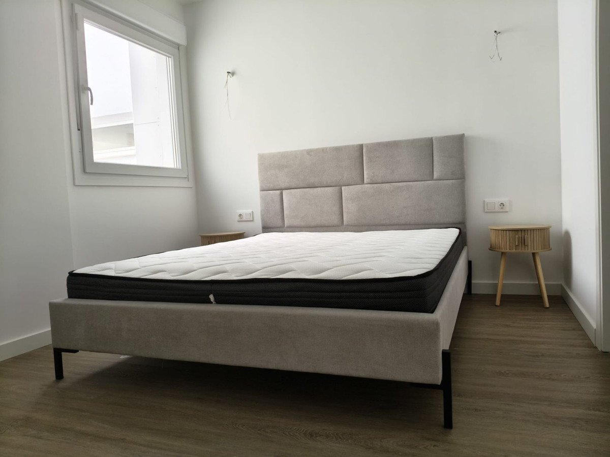 2 Bed Middle Floor Apartment in Fuengirola