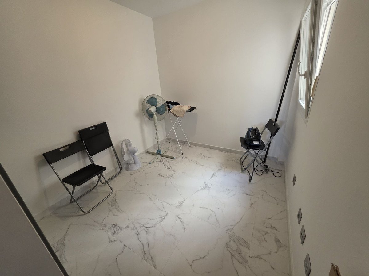 3 Bed Middle Floor Apartment in Nueva Andalucía