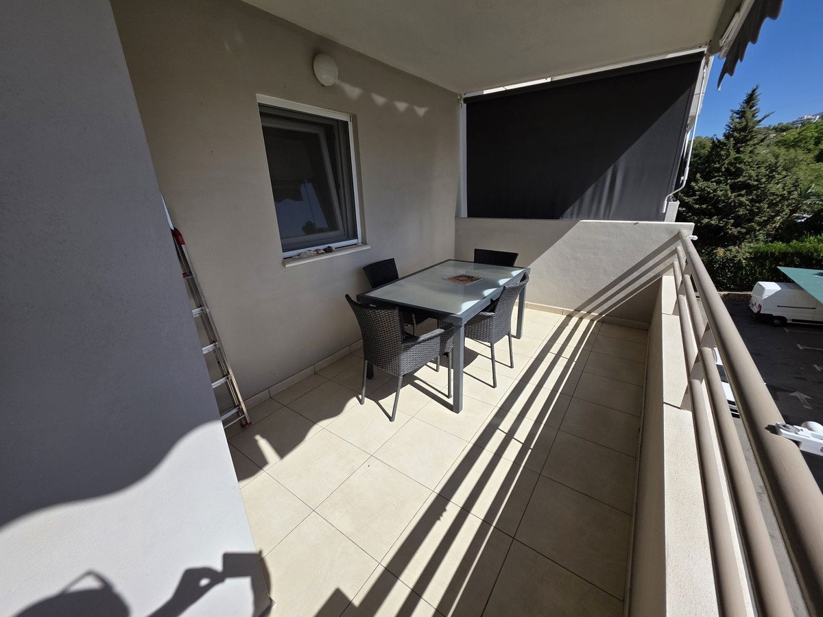 3 Bed Middle Floor Apartment in Nueva Andalucía