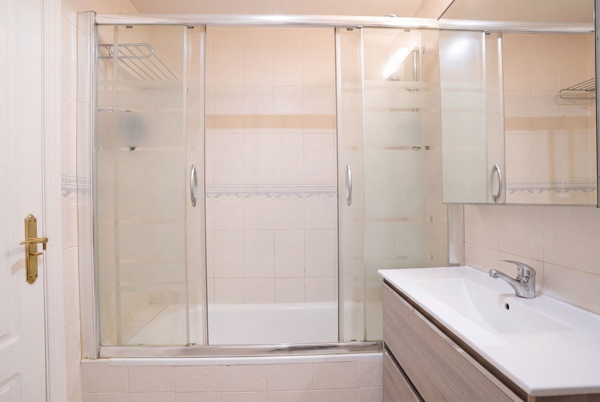 2 Bed Penthouse in Calahonda