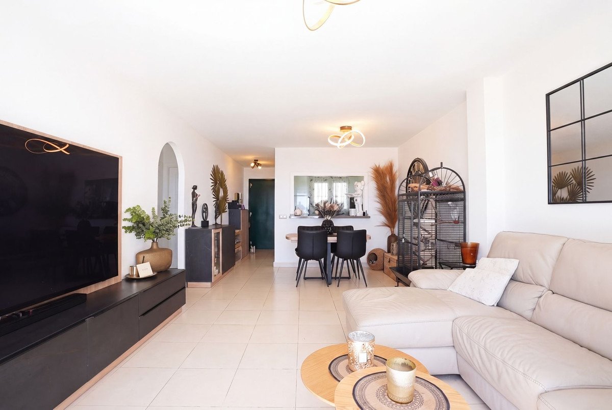 2 Bed Penthouse in Calahonda
