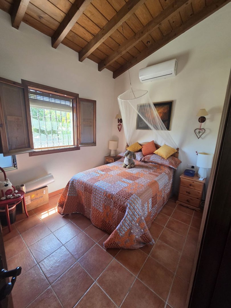 3 Bed Finca - Cortijo in Coín