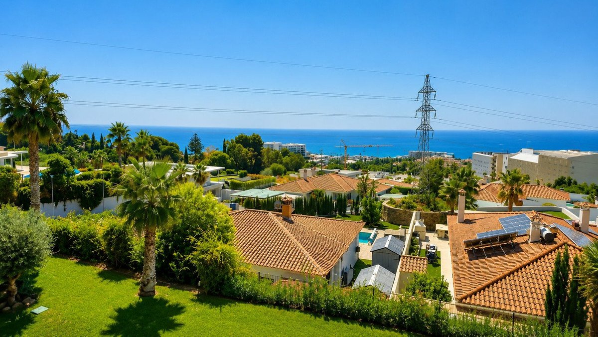 2 Bed Penthouse in Fuengirola