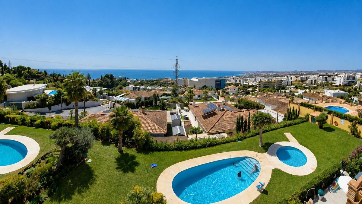 2 Bed Penthouse in Fuengirola