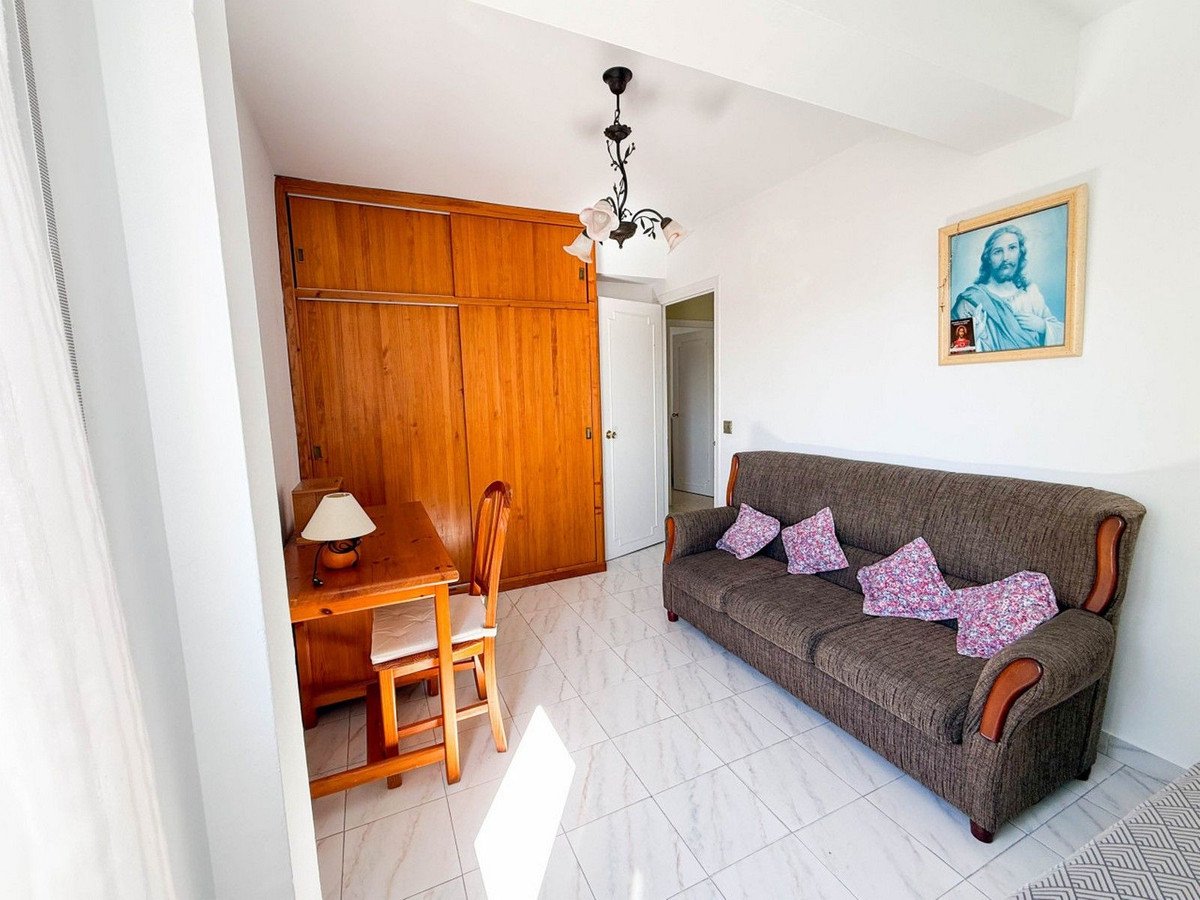 4 Bed Top Floor Apartment in Marbella