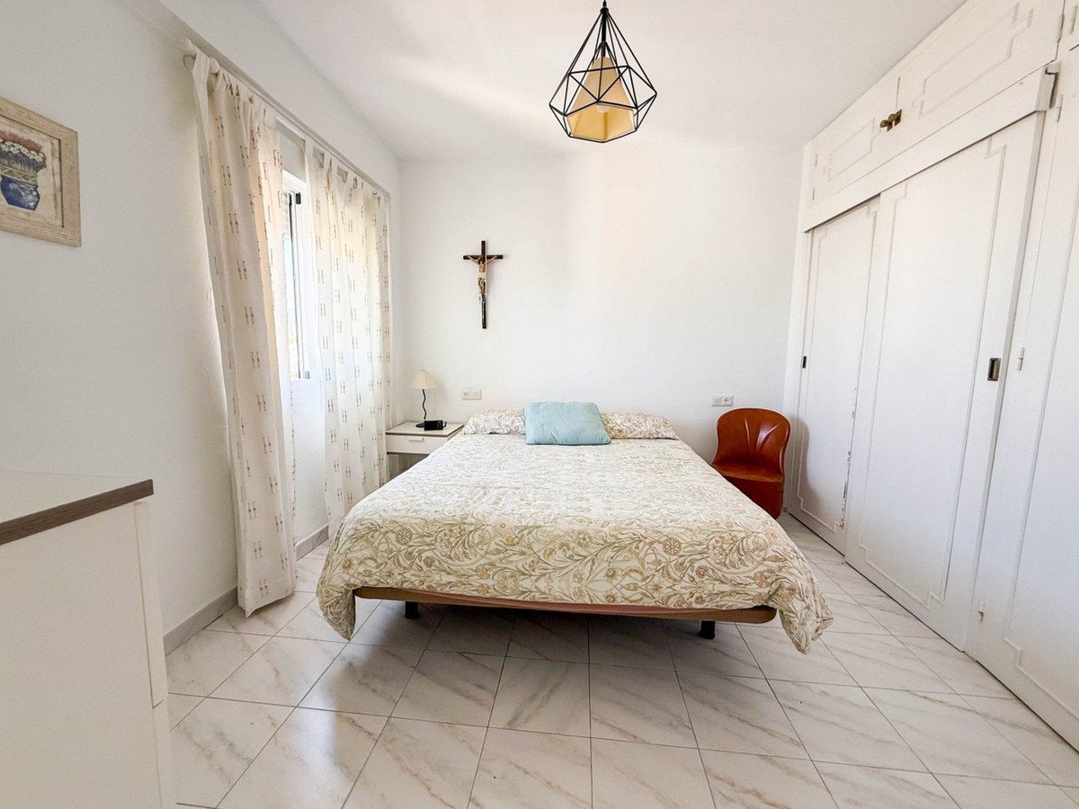 4 Bed Top Floor Apartment in Marbella
