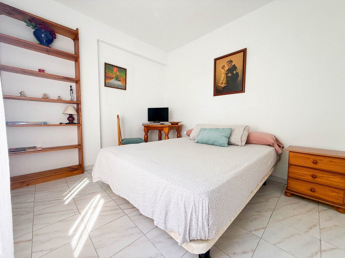 4 Bed Top Floor Apartment in Marbella