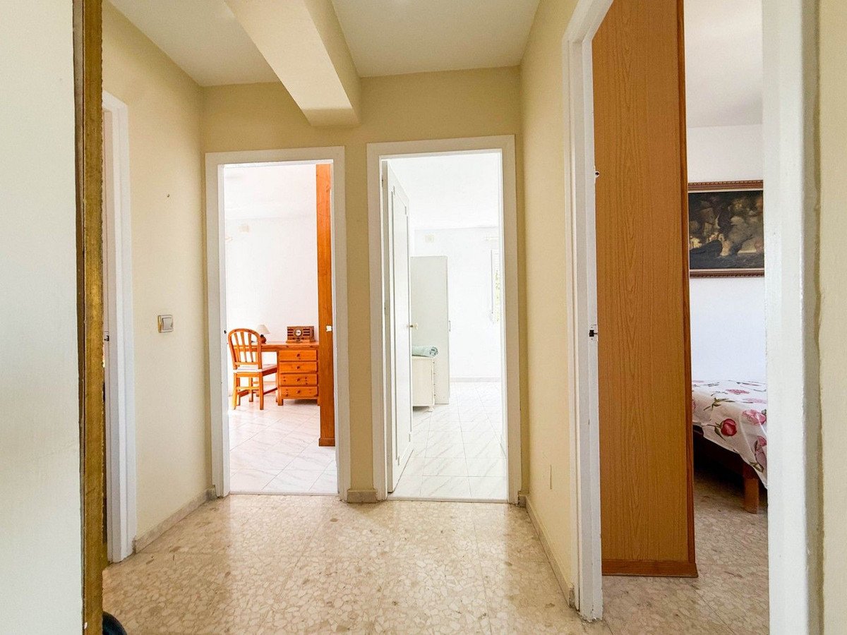 4 Bed Top Floor Apartment in Marbella