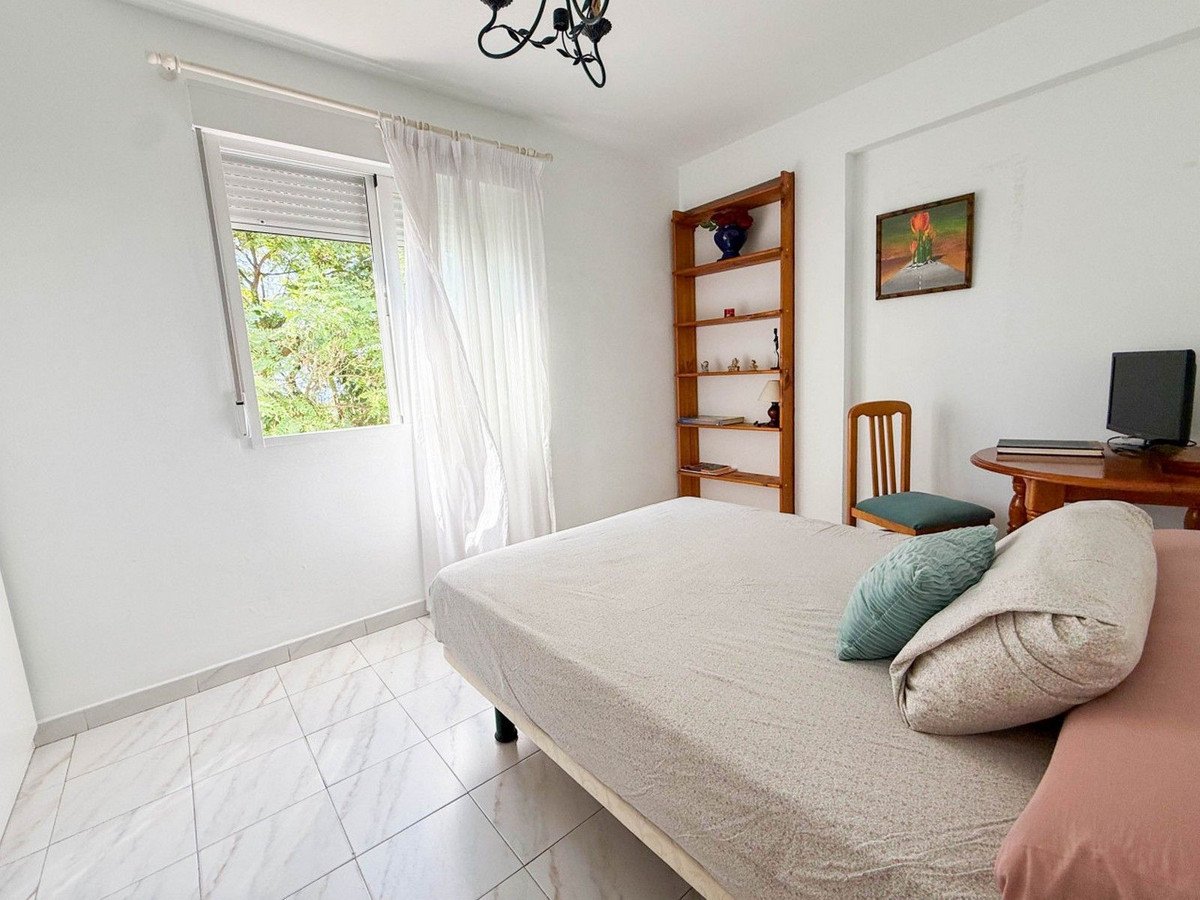4 Bed Top Floor Apartment in Marbella