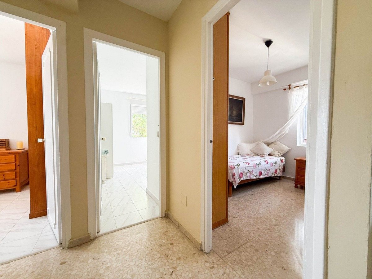 4 Bed Top Floor Apartment in Marbella