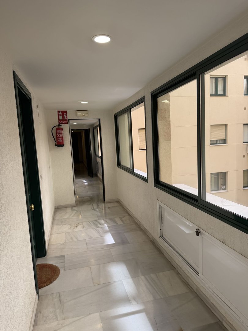 2 Bed Middle Floor Apartment in Marbella