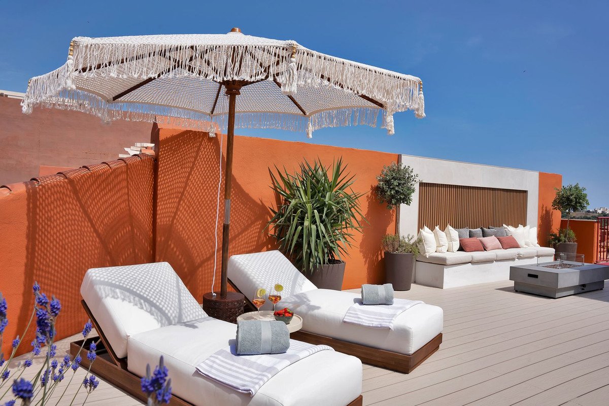 2 Bed Penthouse Duplex in Las Chapas