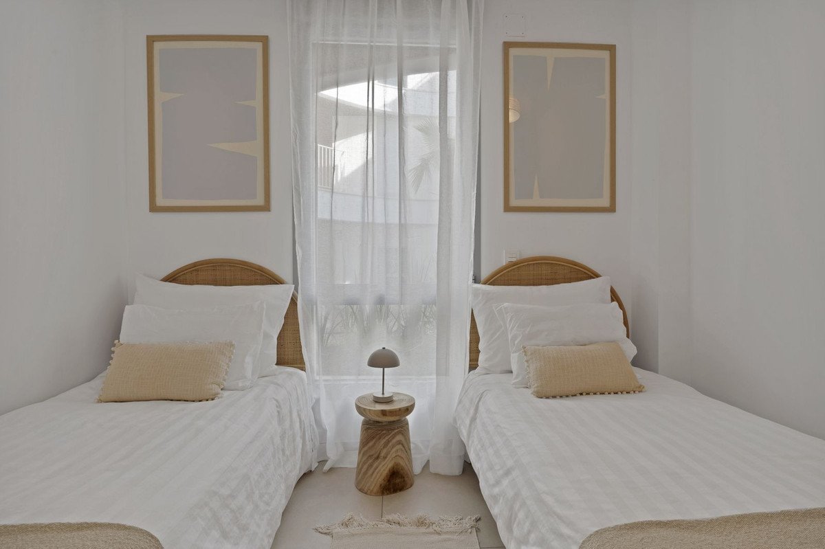 2 Bed Ground Floor Apartment in Elviria