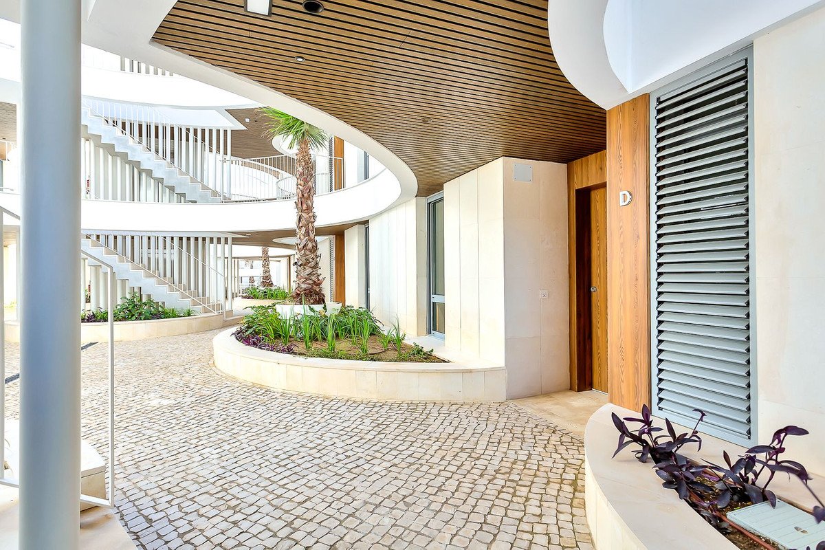 2 Bed Ground Floor Apartment in Elviria