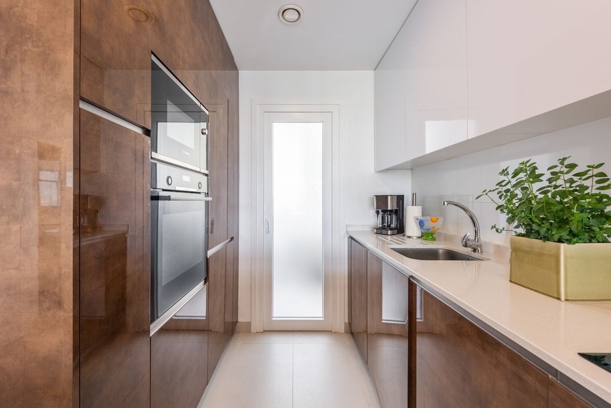 3 Bed Middle Floor Apartment in Bel Air
