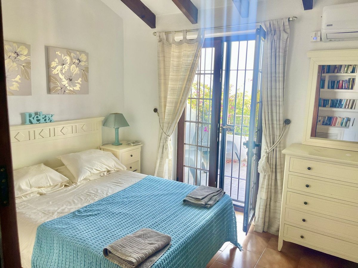 4 Bed Semi-Detached House in Mijas