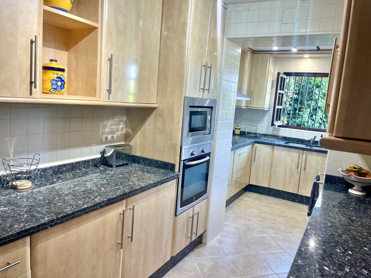 4 Bed Semi-Detached House in Mijas