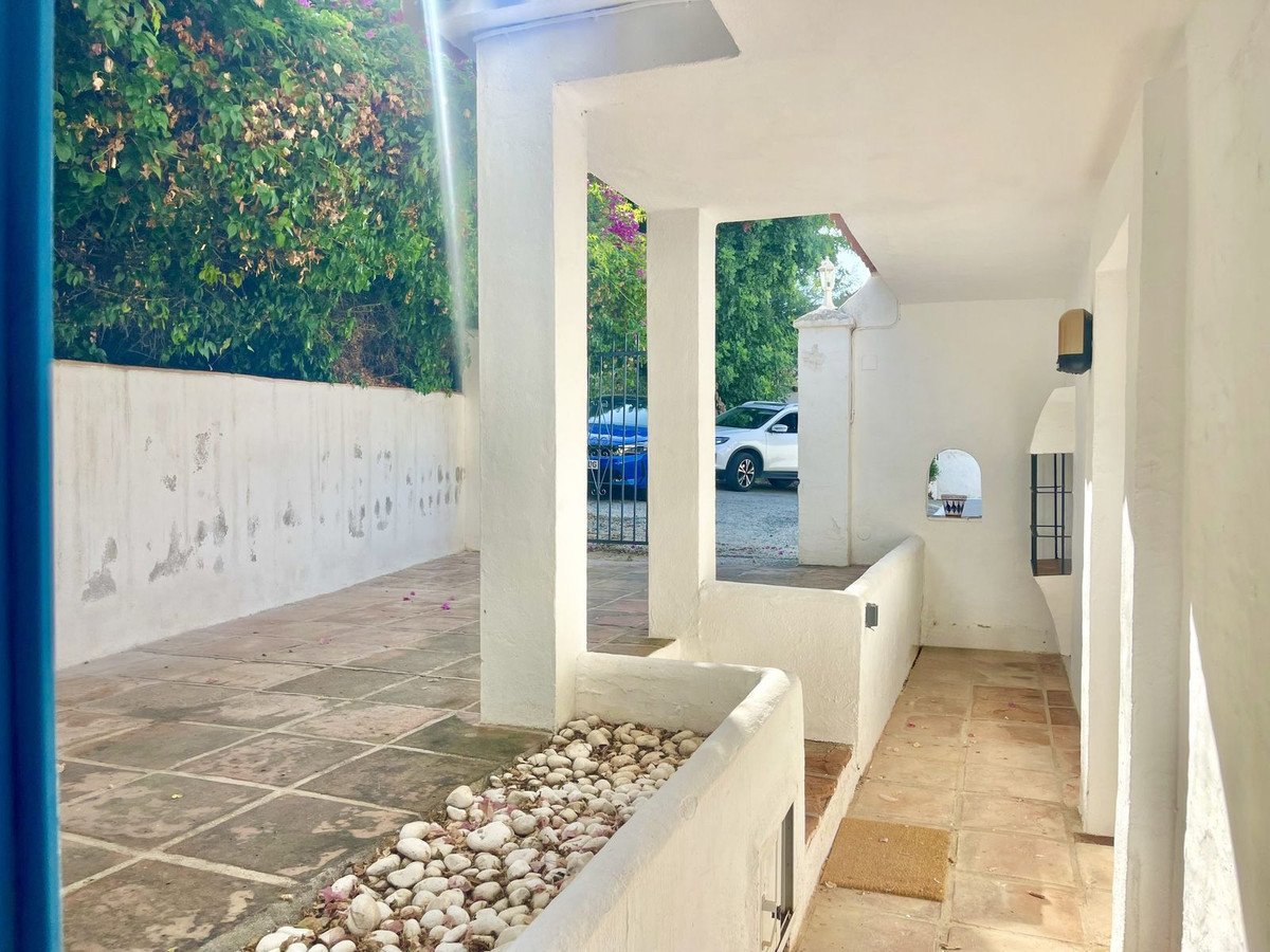 4 Bed Semi-Detached House in Mijas