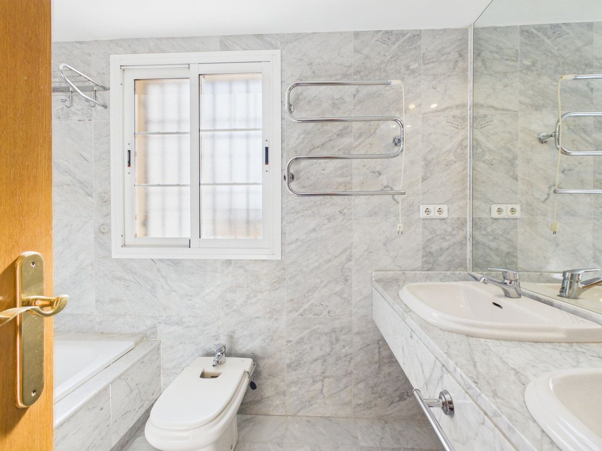 4 Bed Townhouse in Marbella