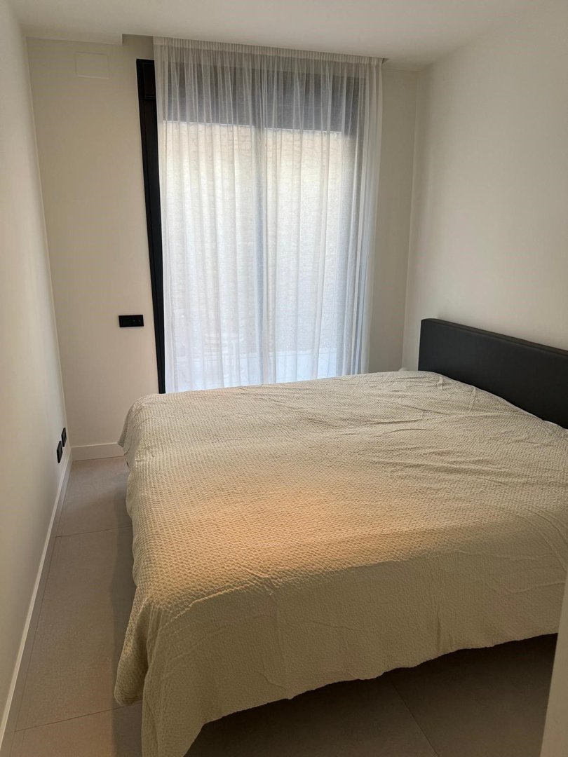 3 Bed Middle Floor Apartment in Altos de los Monteros