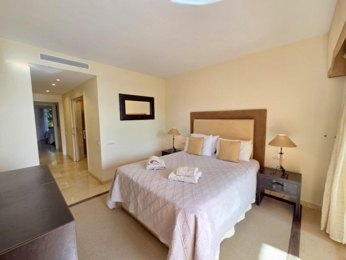 3 Bed Ground Floor Apartment in La Duquesa