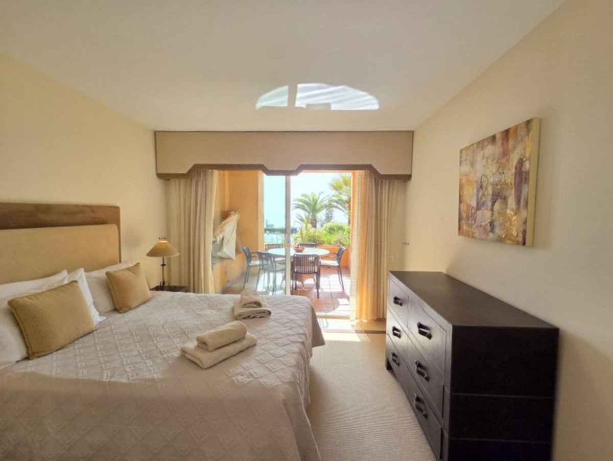 3 Bed Ground Floor Apartment in La Duquesa