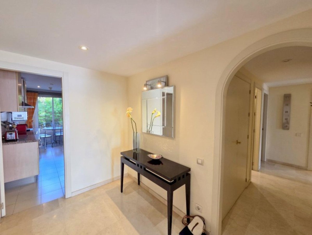 3 Bed Ground Floor Apartment in La Duquesa
