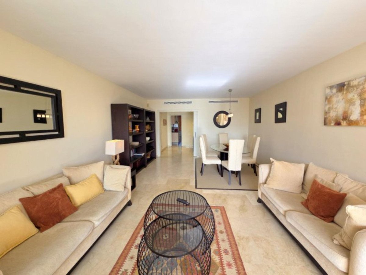 3 Bed Ground Floor Apartment in La Duquesa