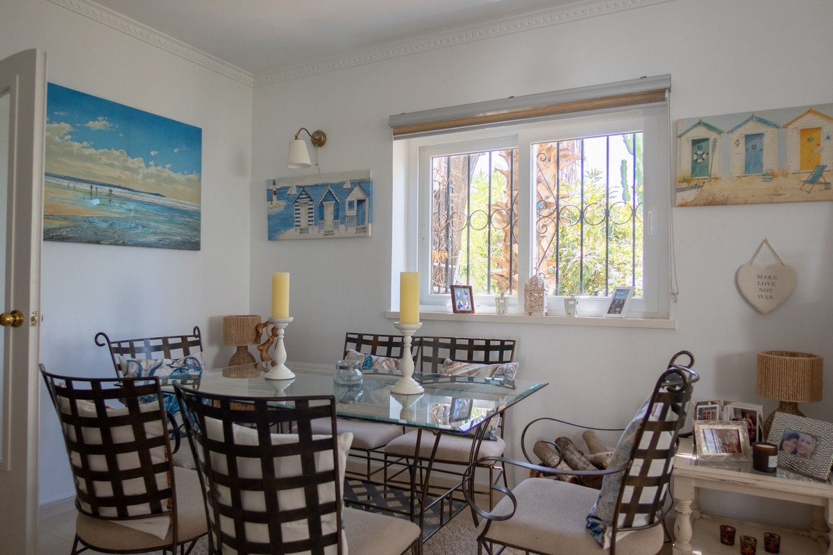3 Bed Detached Villa in Estepona