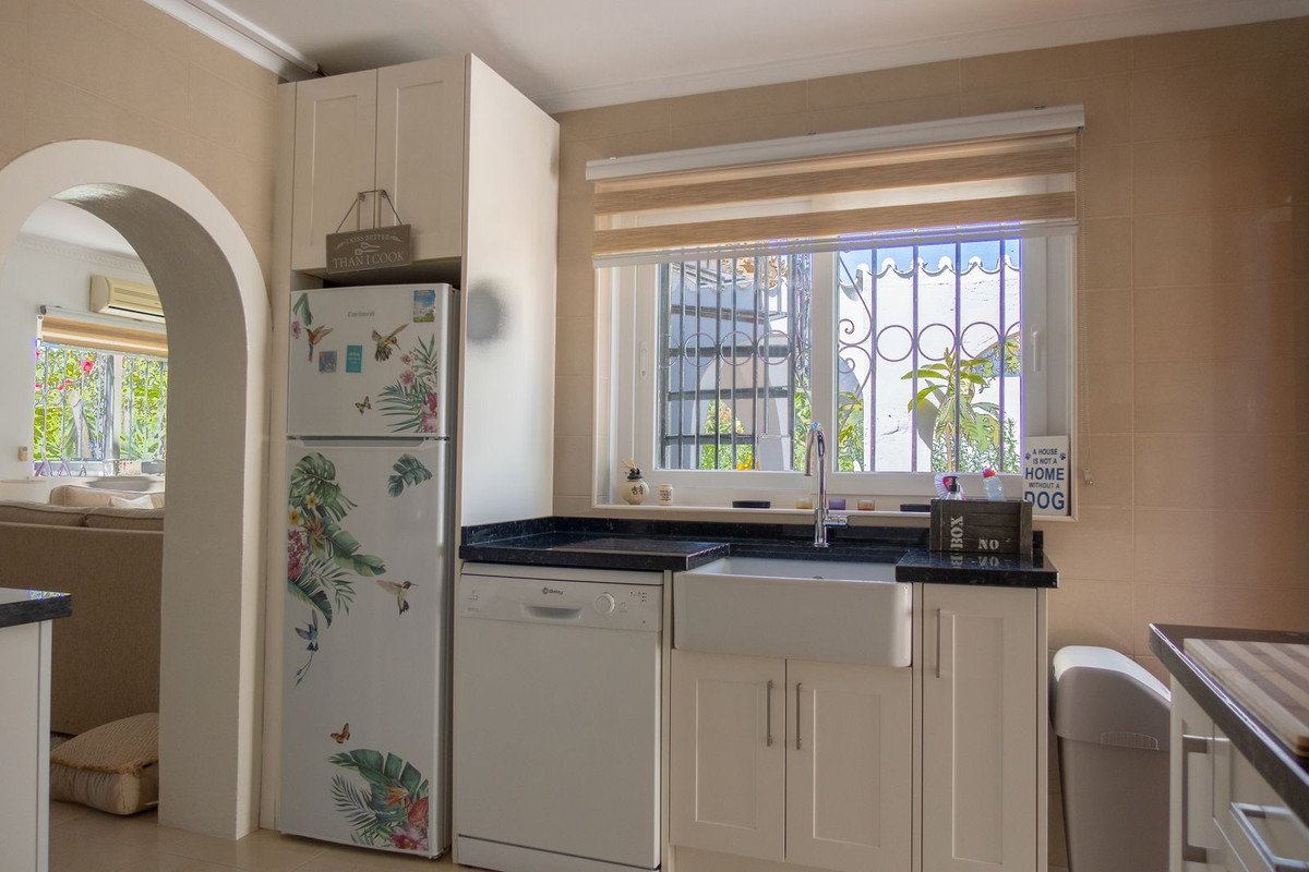 3 Bed Detached Villa in Estepona
