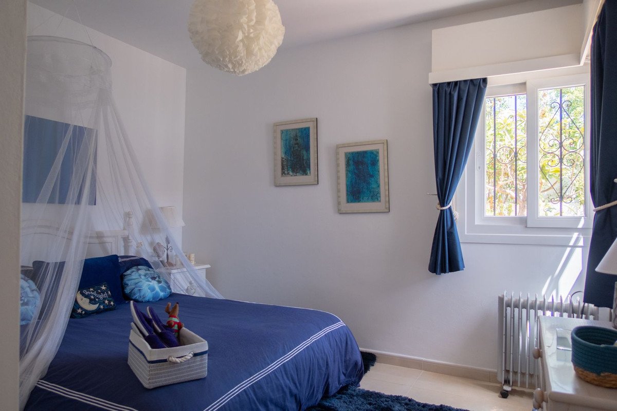 3 Bed Detached Villa in Estepona