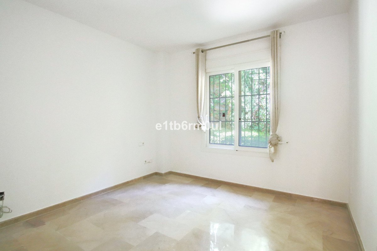 3 Bed Ground Floor Apartment in Nueva Andalucía