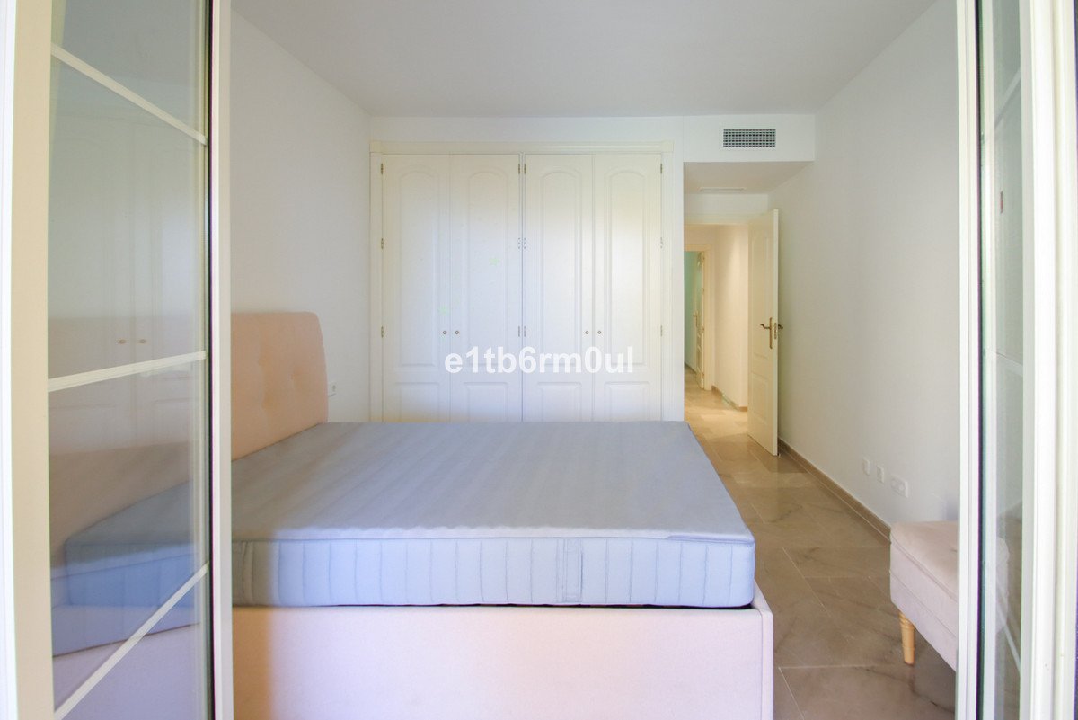 3 Bed Ground Floor Apartment in Nueva Andalucía