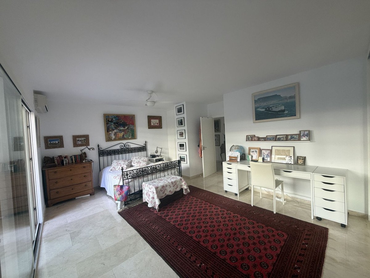 3 Bed Ground Floor Apartment in Marbella