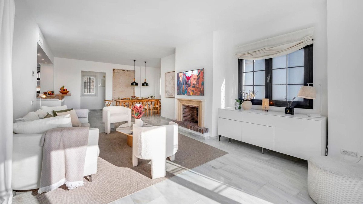3 Bed Penthouse Duplex in Nueva Andalucía