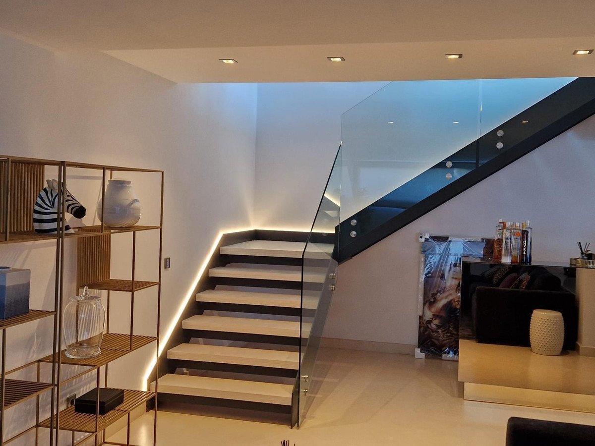 5 Bed Detached Villa in Nueva Andalucía