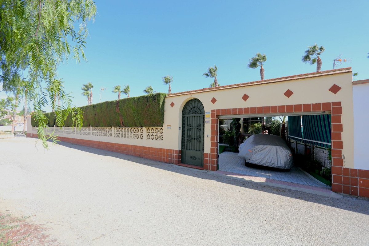 4 Bed Detached Villa in Rincón de la Victoria