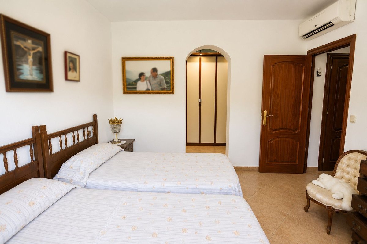 4 Bed Detached Villa in Rincón de la Victoria