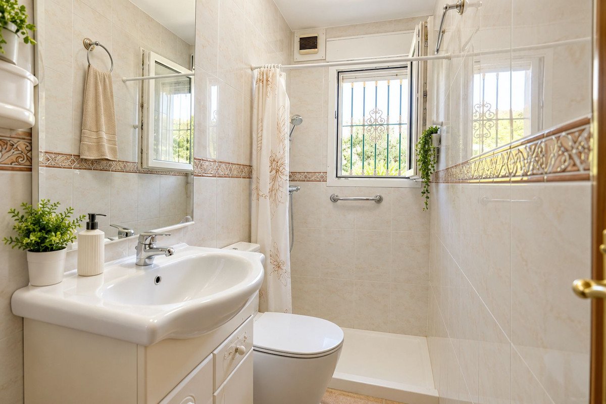 4 Bed Detached Villa in Rincón de la Victoria
