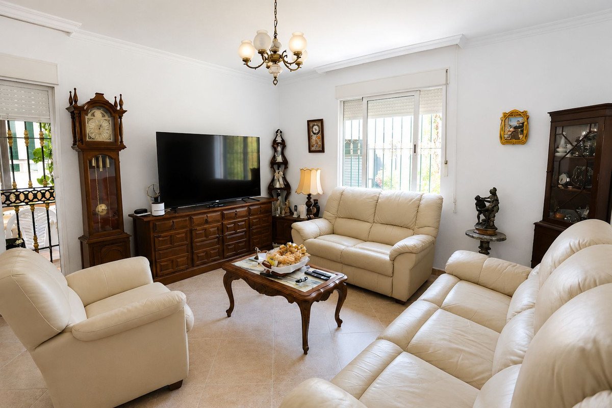 4 Bed Detached Villa in Rincón de la Victoria