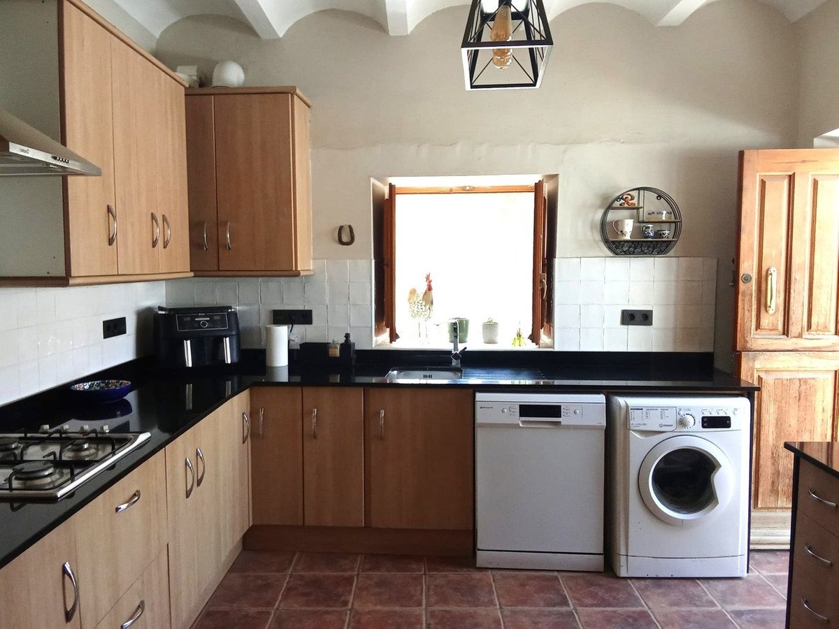 4 Bed Finca - Cortijo in Albox