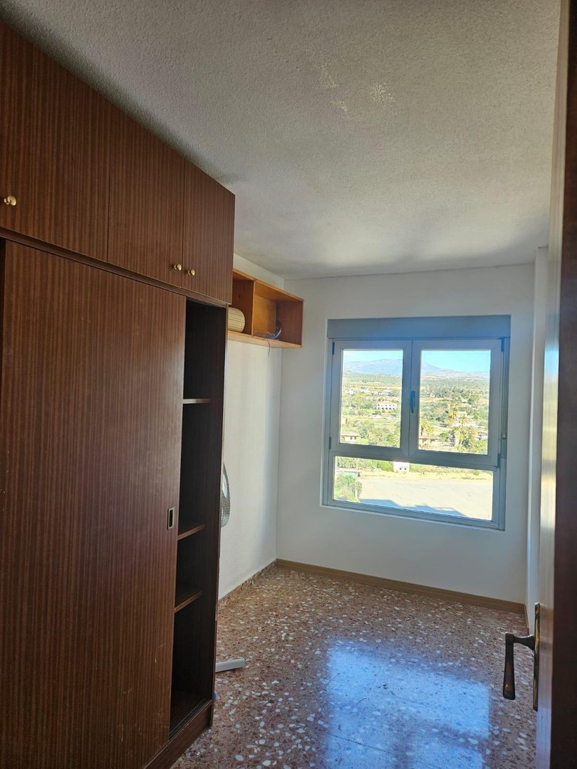 3 Bed Middle Floor Apartment in Benidorm