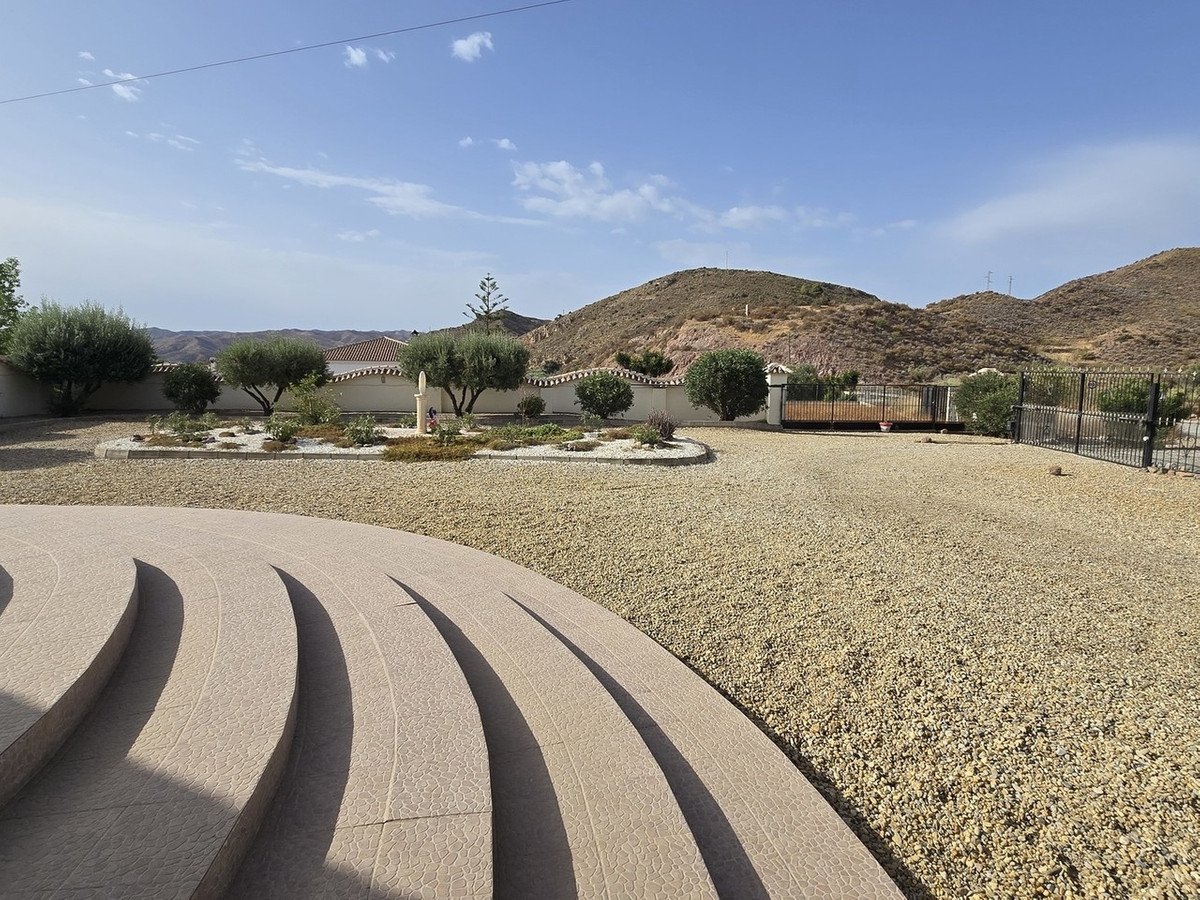 3 Bed Detached Villa in Albox